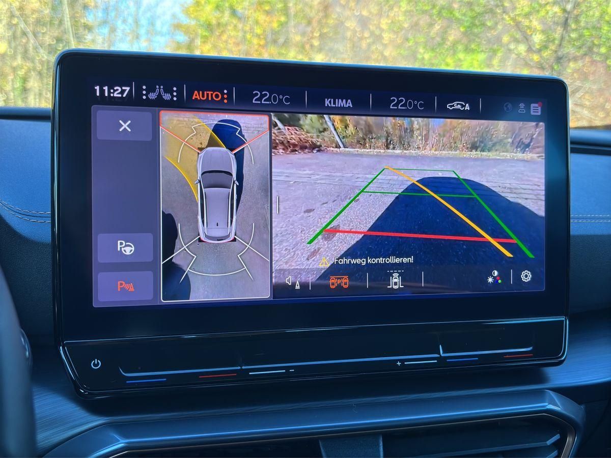 Formentor VZ5 4Drive 2.5 TSI Carbon NAVI LED APP