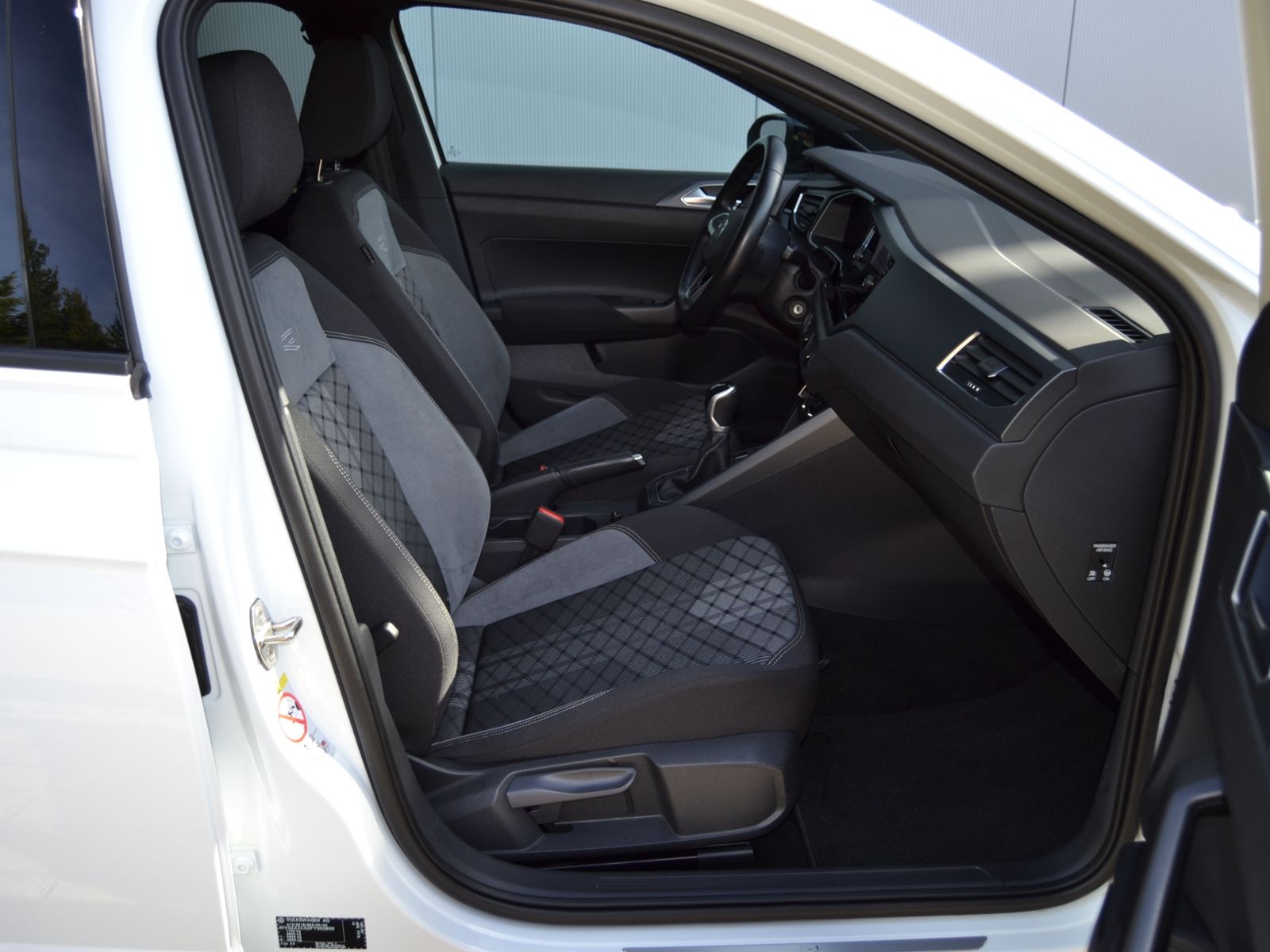 Taigo 1.0 TSI 110 PS R-Line BLACK-STYLE/MATRIX-L