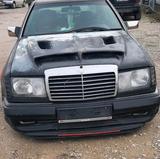 Mercedes-Benz Mercedes w124 300CE - Mercedes-Benz 300: Ce W124