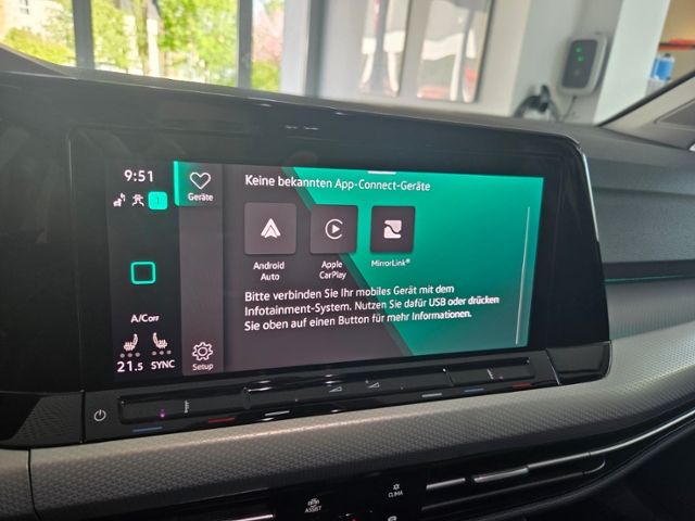 Golf  VIII MOVE 1.5 eTSI DSG LED+ NAV ACC HUD AH