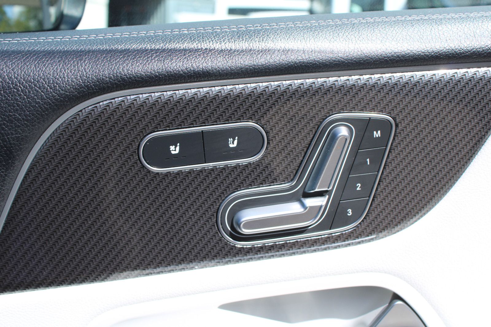 Mercedes-Benz GLB 220d 4Matic AMG-Line Head-Up Distronic AHK foto 10