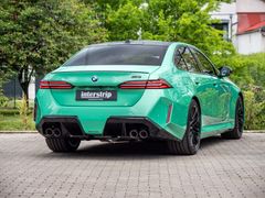 BMW M5 – 6 / 30