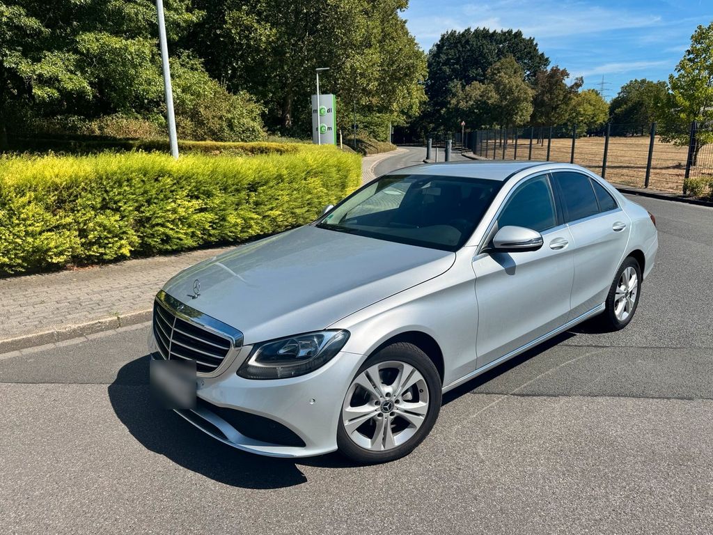 Image of Mercedes-Benz C 180