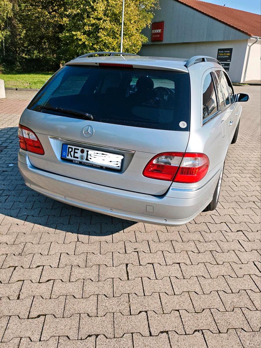 Mercedes-Benz E320 2004 — engine 204 HP (150kW)