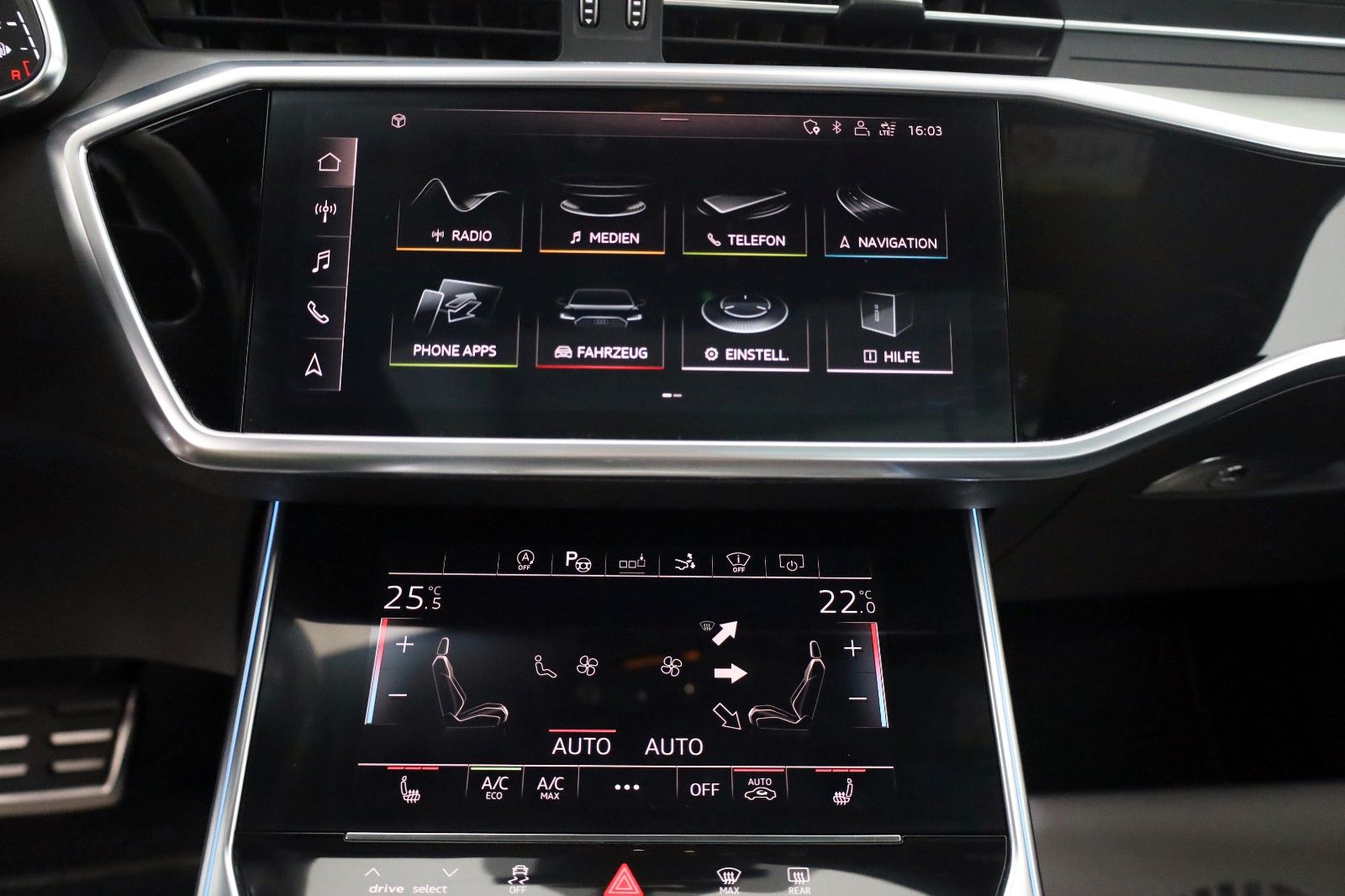 Fahrzeugabbildung Audi A7 SB 40TDI quattro S Line Leder,Navi,LED,HUD,SH