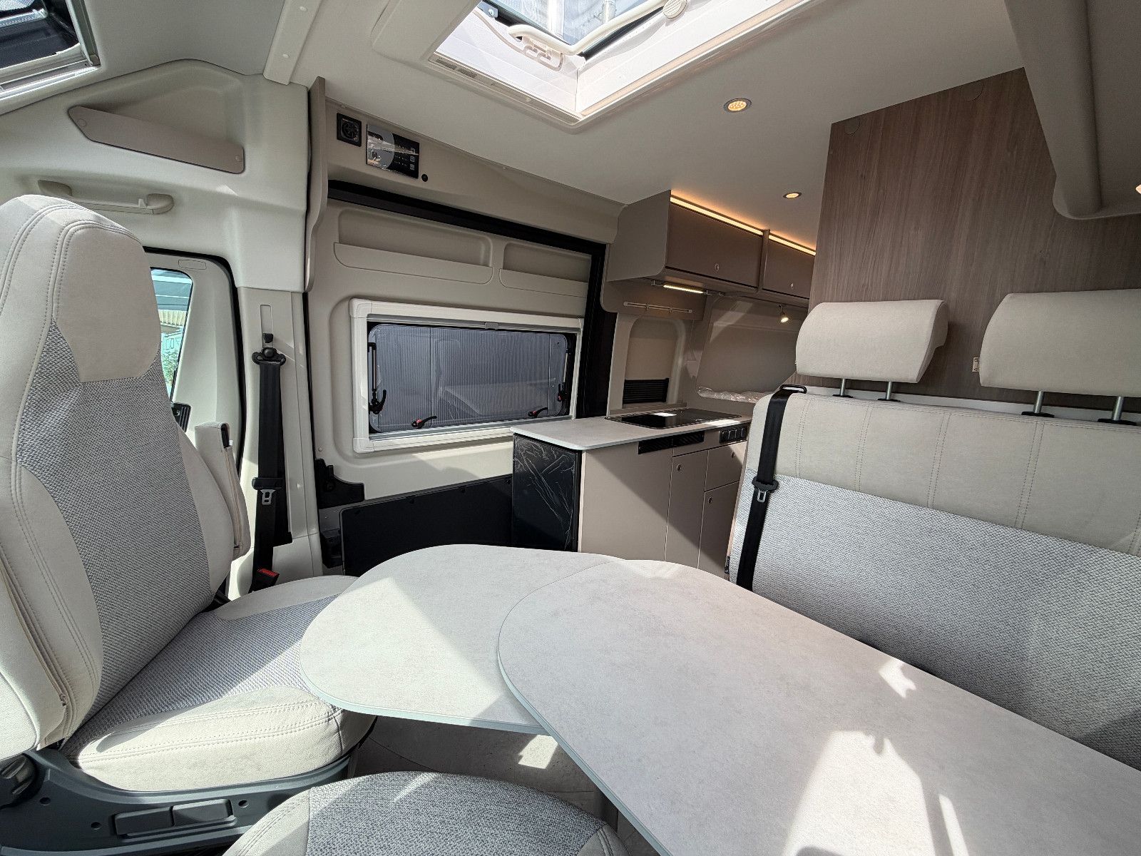 Fahrzeugabbildung Carado Pro+ CV640 - Modell 2027