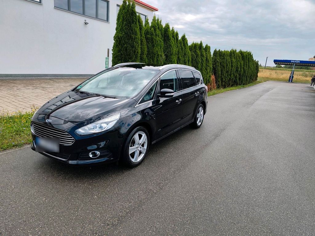 Image of Ford S-Max