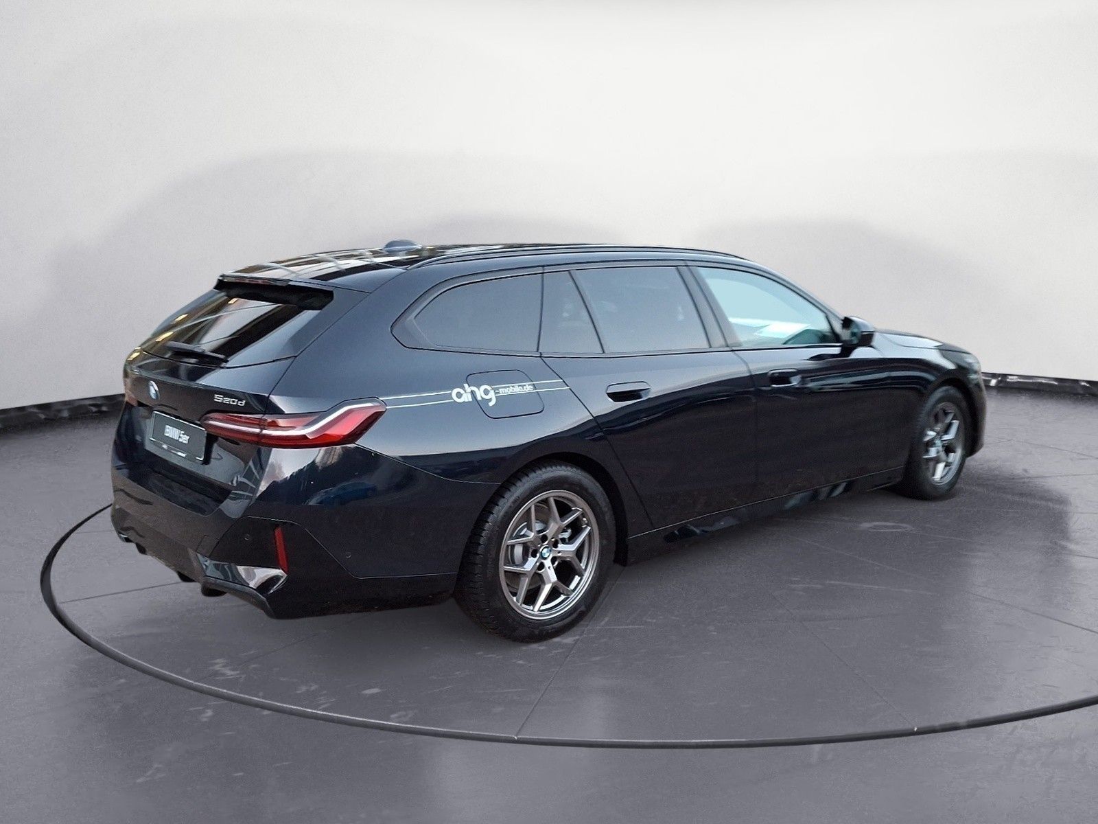 BMW 520d Touring MSport Innovationspaket AHK imagem 3