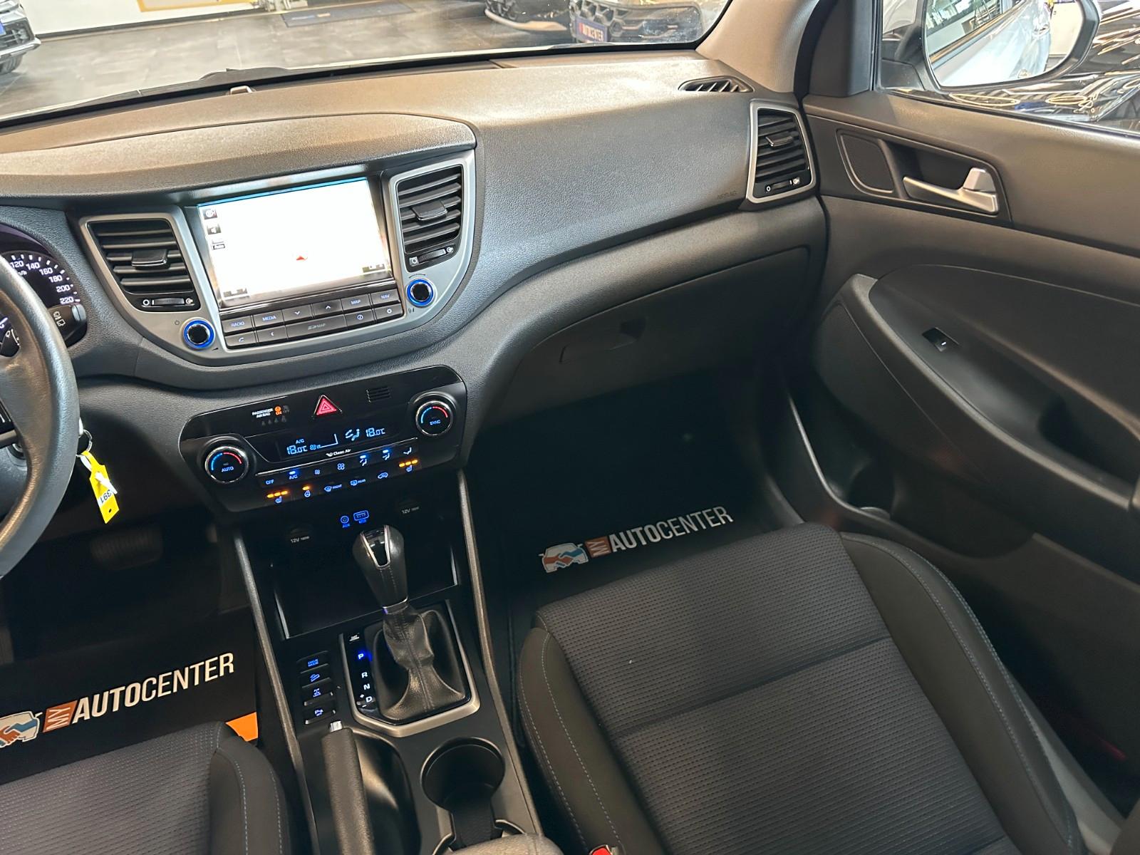 Hyundai Tucson Intro Edition 4WD *NAVI*TEMPOMAT*KLIMA*