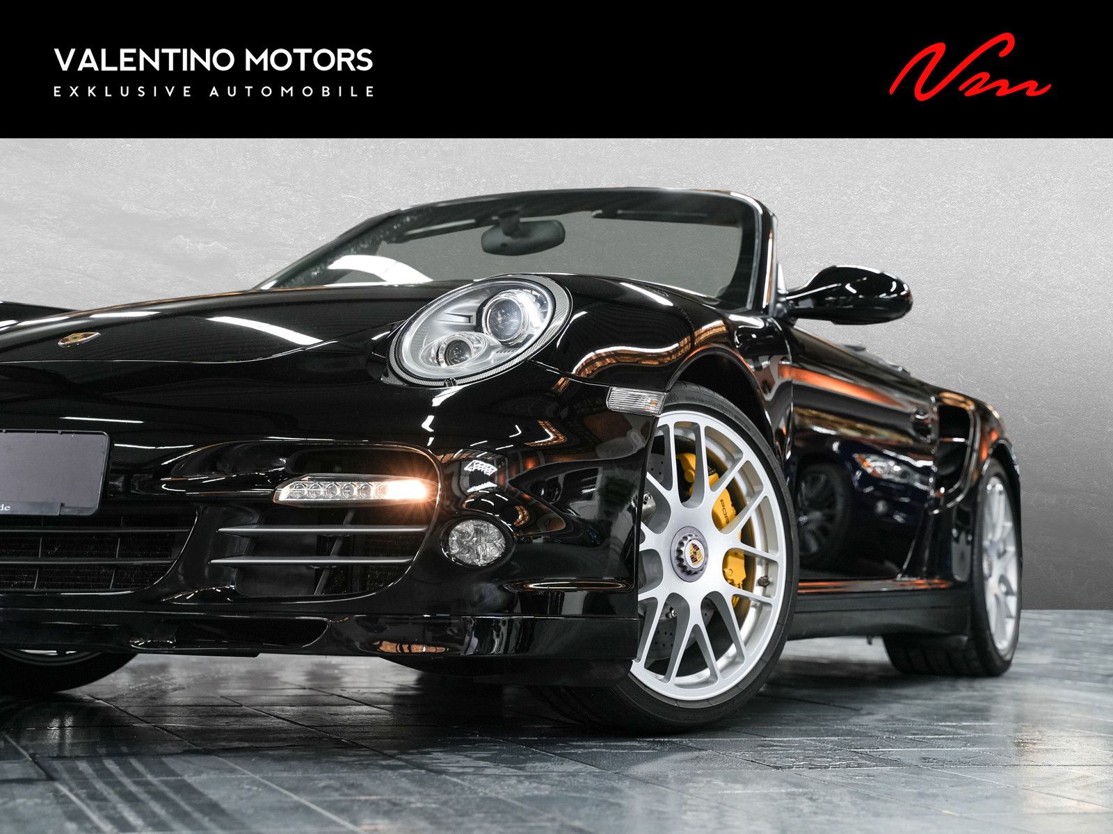 Fahrzeugabbildung Porsche 911 Turbo S Cabrio - Exklusiver Volllederumfang