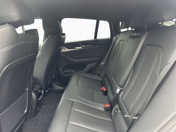 BMW X4 - 12