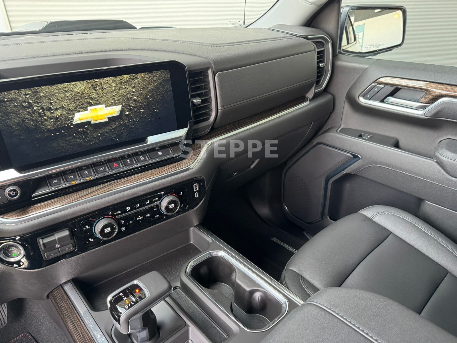 Chevrolet 2025 Silverado LT Trail Boss 6,2V8 Crew Cab. AHK