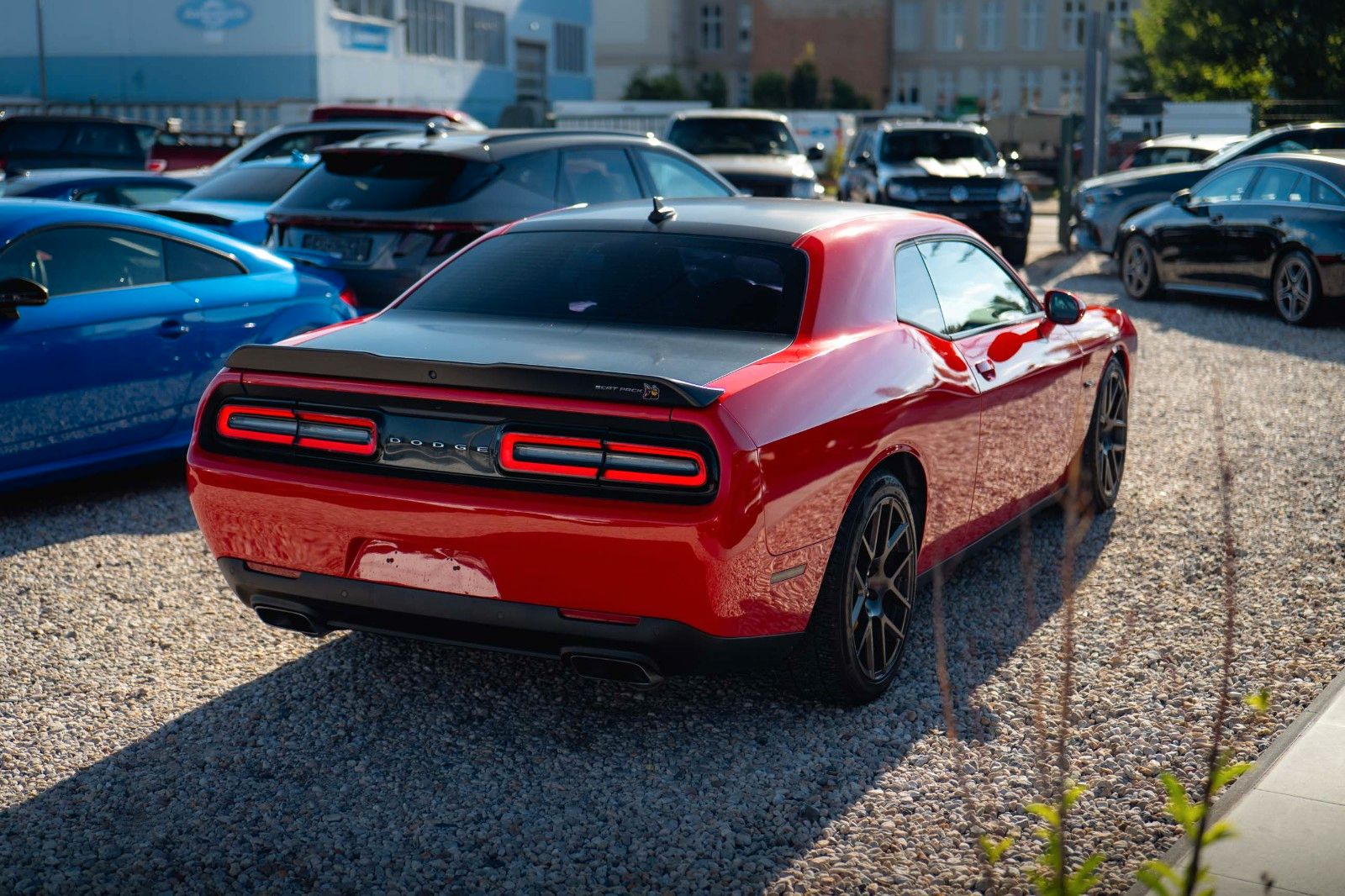 Fahrzeugabbildung Dodge Challenger 6.4 V8 SRT 392 R/T SCATPACK RED DEVIL