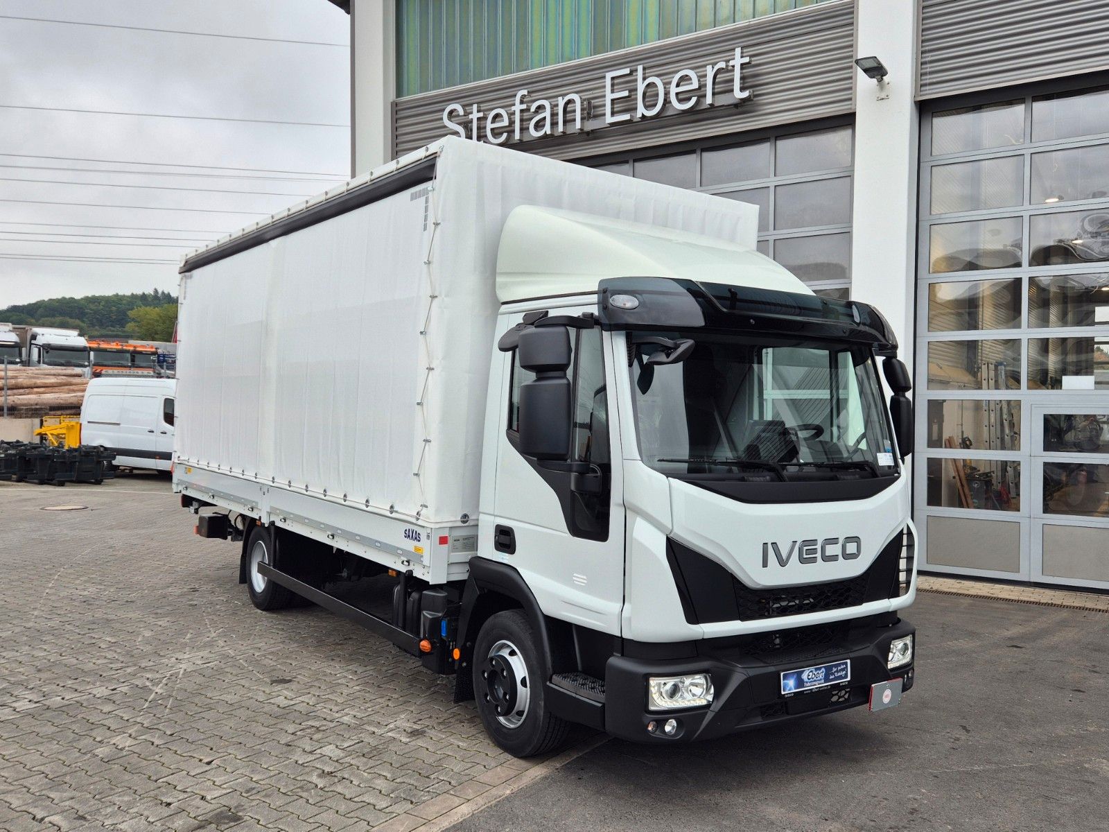 Fahrzeugabbildung Iveco Eurocargo ML75E19/P LBW  Spoiler Klima 3 Sitze