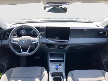 Volkswagen Tiguan - 10