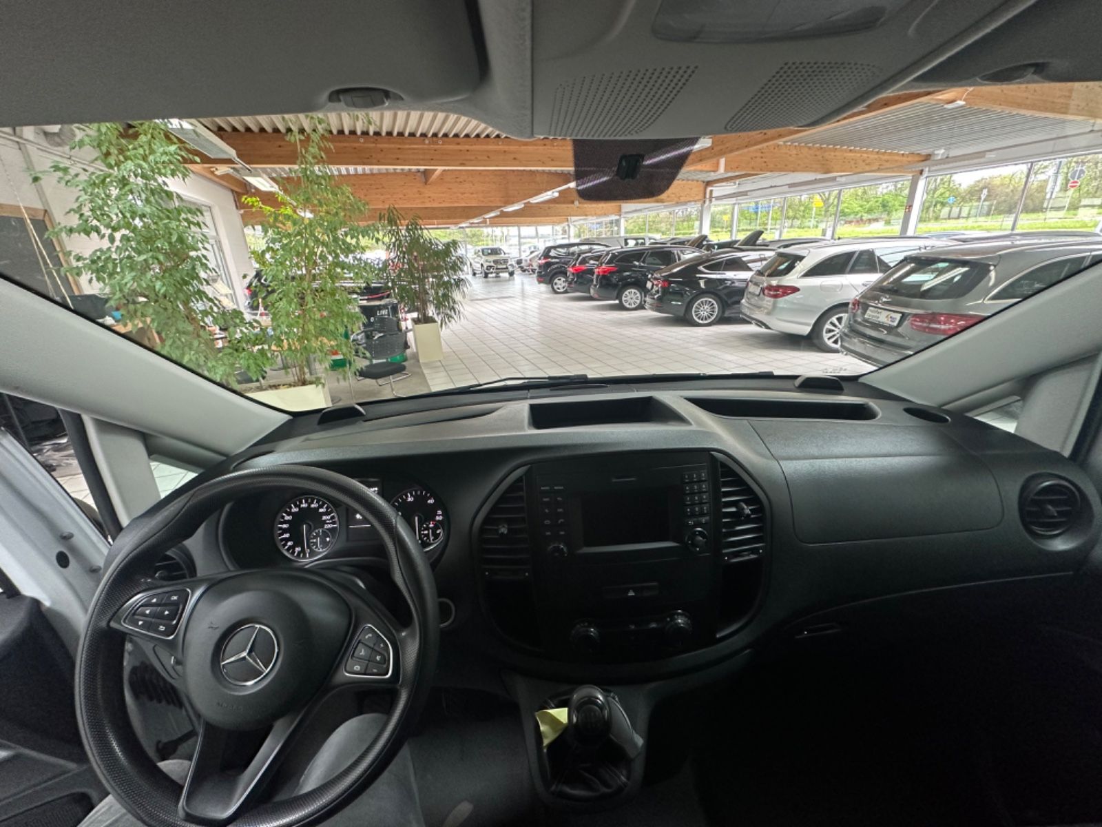 Fahrzeugabbildung Mercedes-Benz Vito Kasten 111CDI FWD extralang*Navi*Tempomat*