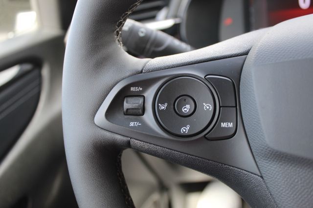 Fahrzeugabbildung Opel Corsa F 1.2 Turbo GS KlimaA,LED,Navi,SHZ,Kam.,LM