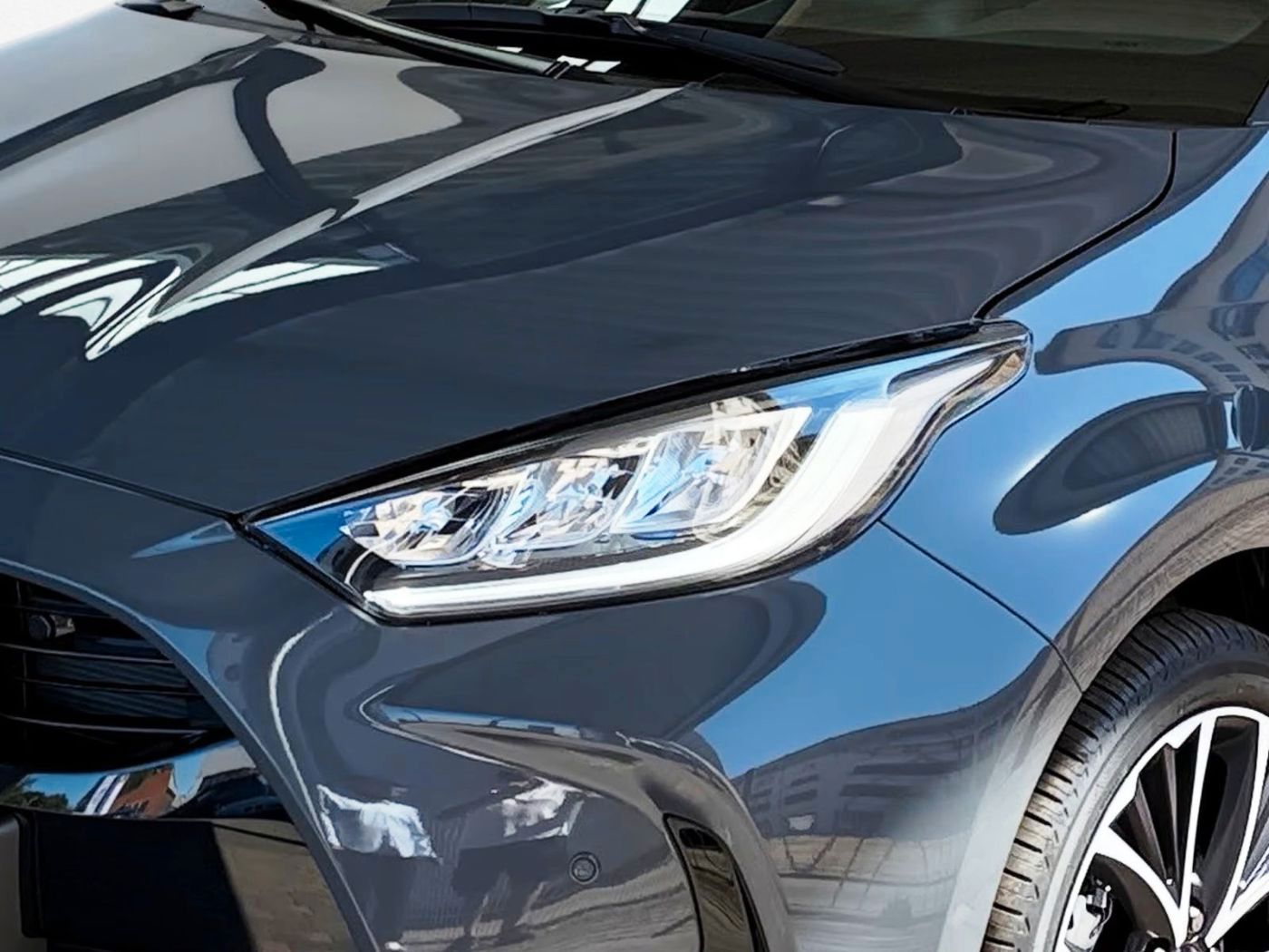 Fahrzeugabbildung Toyota Yaris Teamplayer 1.5-l-Hybrid KAMERA LED ACC
