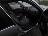 Toyota RAV 4 2.0-l-VVT-i 4x4 - - gebrauchte Toyota RAV 4 aus dem Jahr 2004