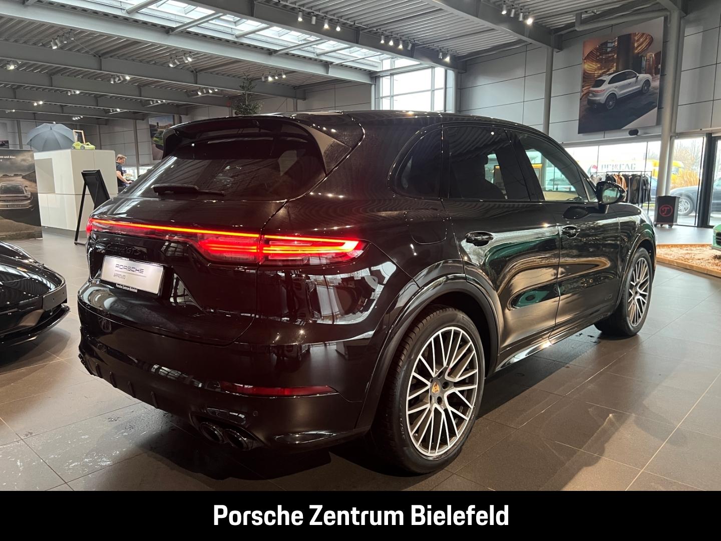 Porsche Cayenne GTS Surround-View Luftfederung 21-Zoll