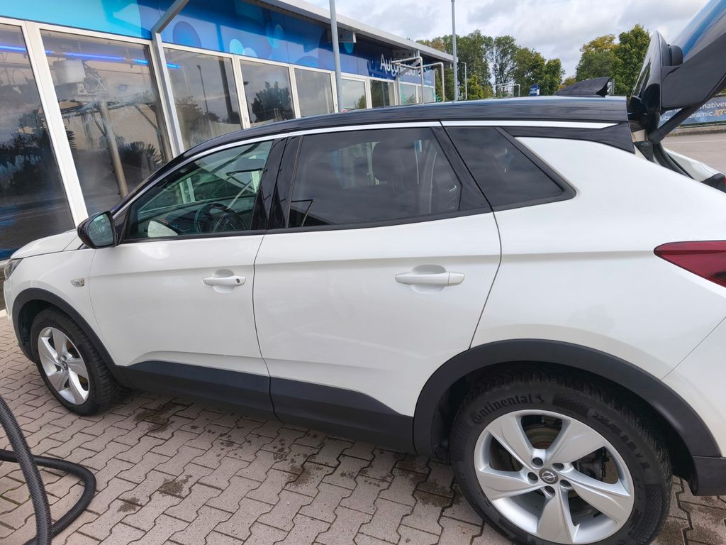 Image of Opel Grandland (X)