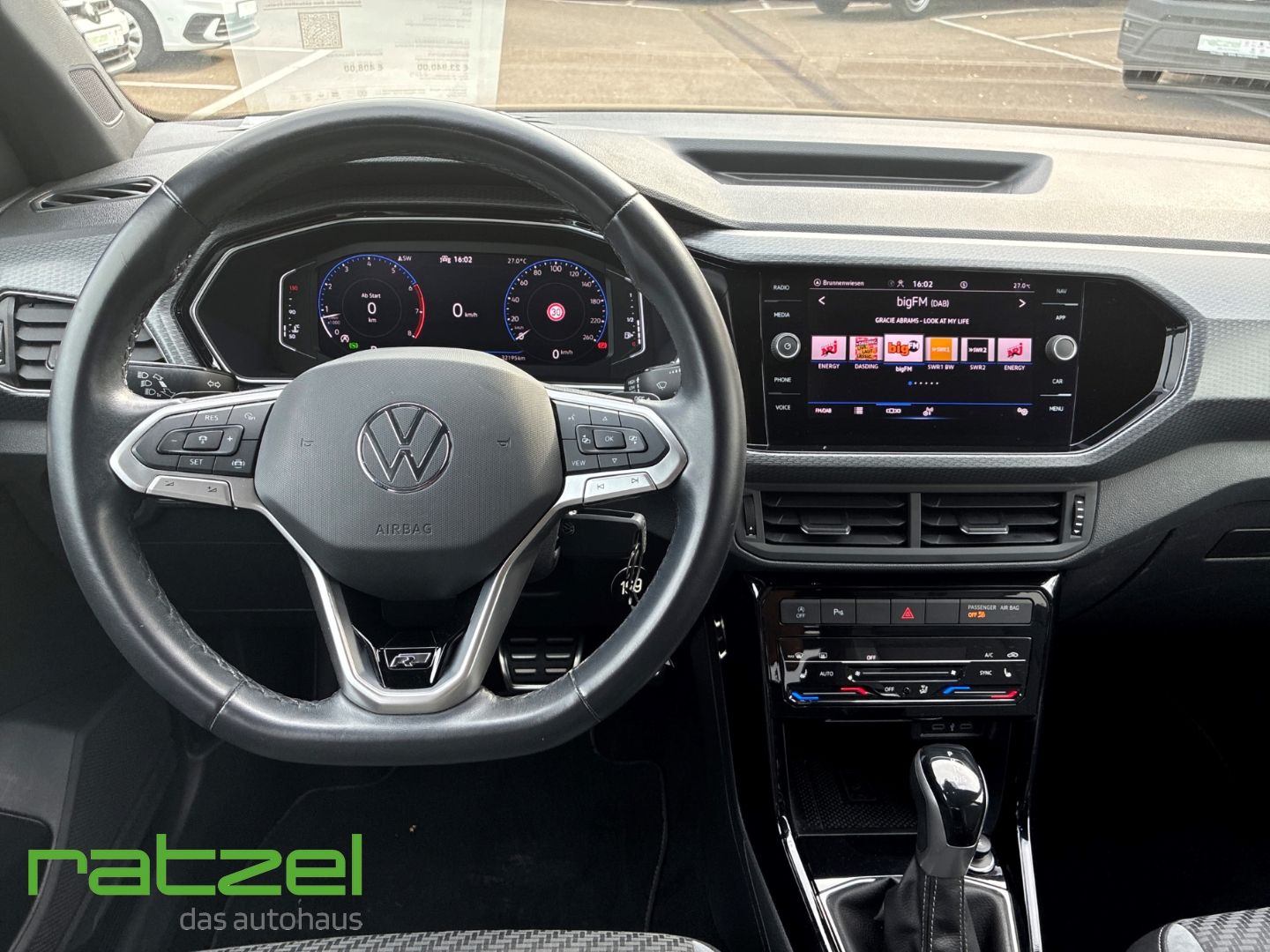 Fahrzeugabbildung Volkswagen T-Cross R-Line 1.5 TSI DSG Navi Kamera LED ACC L