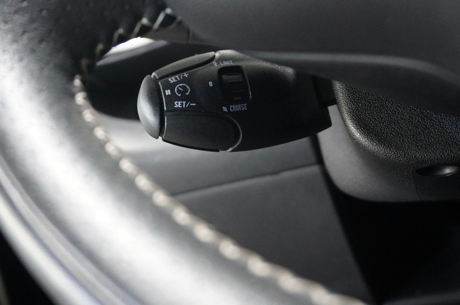 Fahrzeugabbildung Citroën C3 Picasso 1.4 GAS/ BENZIN Exclusive KLIMA/AHK