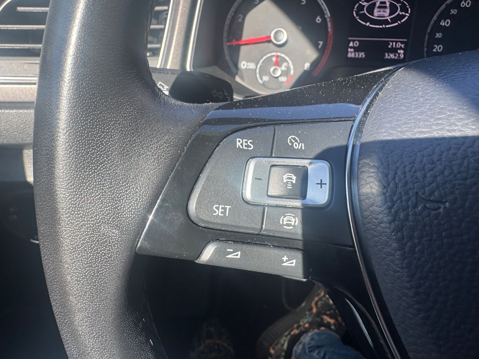 Fahrzeugabbildung Volkswagen T-Roc Style LED+Kamera+Navi+LANE+ACC