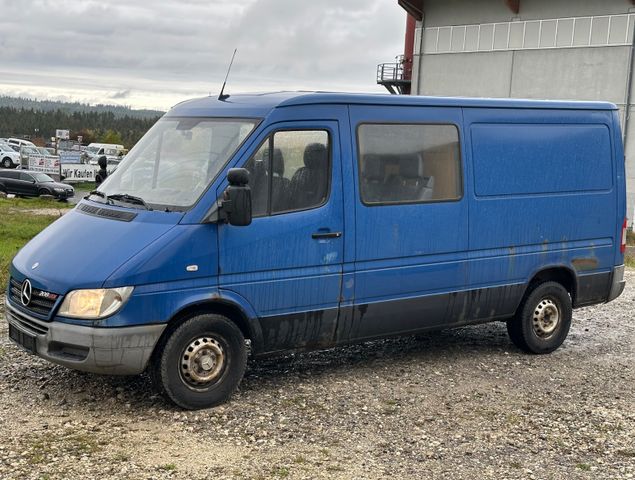 Mercedes-Benz Sprinter 208 CDI *KLIMA*5.SITZER*LANG*KASTEN*AHK