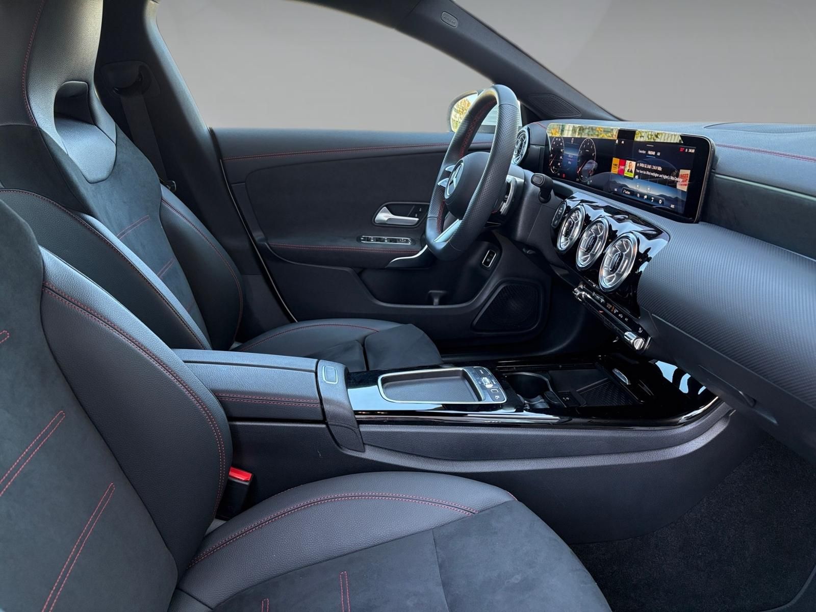 Mercedes-Benz CLA 180 Shooting Brake AMG Advanced-Plus Kamera foto 14