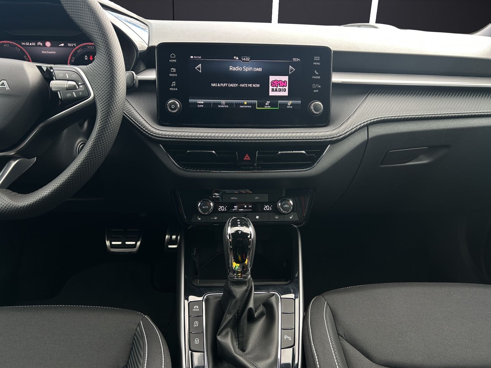 Fahrzeugabbildung SKODA Fabia 130 TSI DSG LED ACC RFK SPORTSITZE