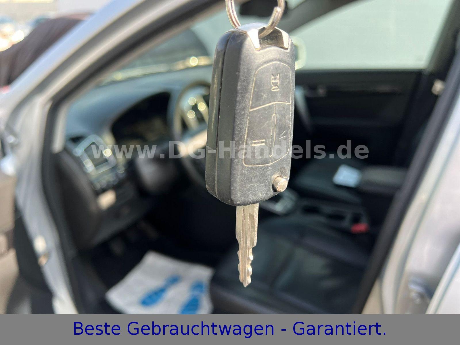 Chevrolet Captiva 2.2 D LTZ 4WD(7 sitzer,Leder,Kamera)