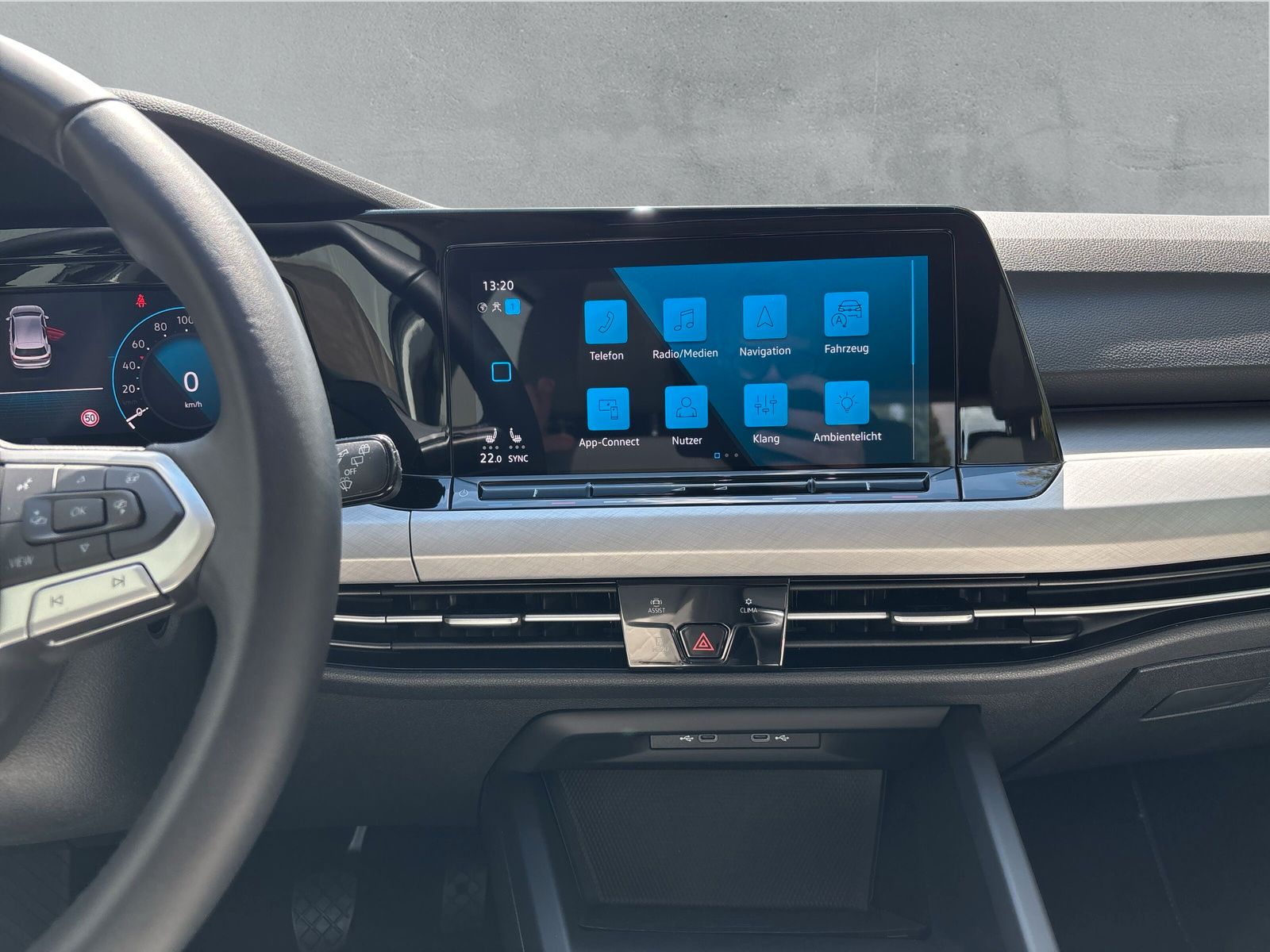 Fahrzeugabbildung Volkswagen Golf Variant 2.0 TDI Life AHK Pano Kamera Keyles