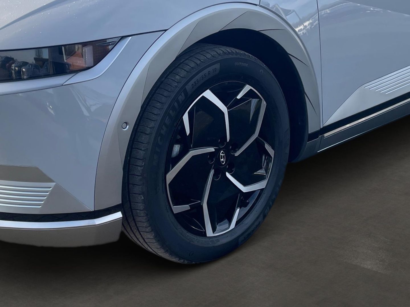Fahrzeugabbildung Hyundai IONIQ 5 TECHNIQ (77,4kWh) Navigation Rückfahrkam