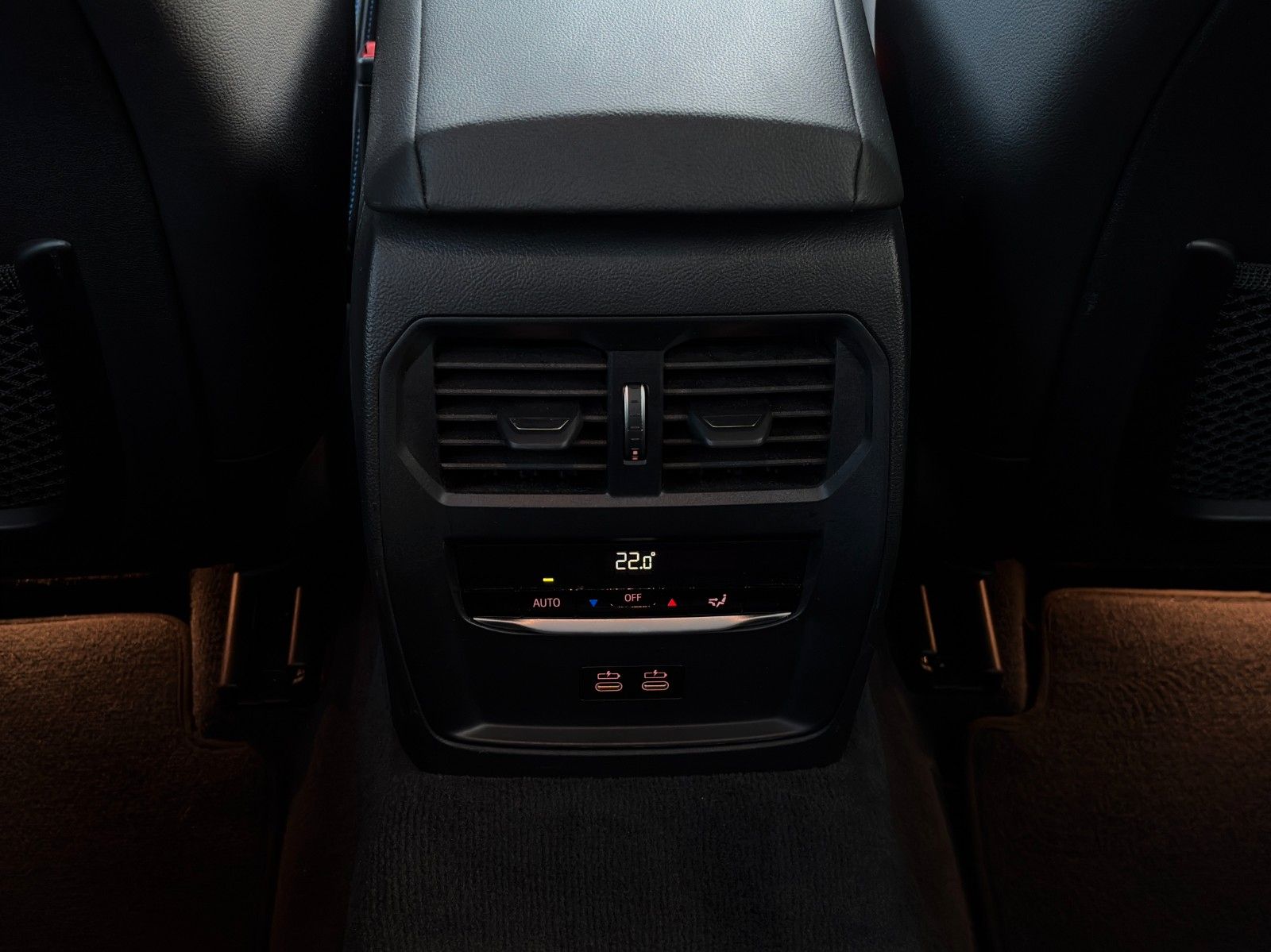 Fahrzeugabbildung BMW 320e G21 Touring M Sport Galvanik Akustik HiFi