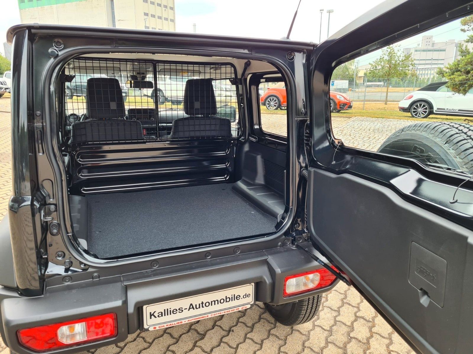 Fahrzeugabbildung Suzuki Jimny 1.5 4WD Allgrip KLIMA+SHZ+TEMPOM.+AHK