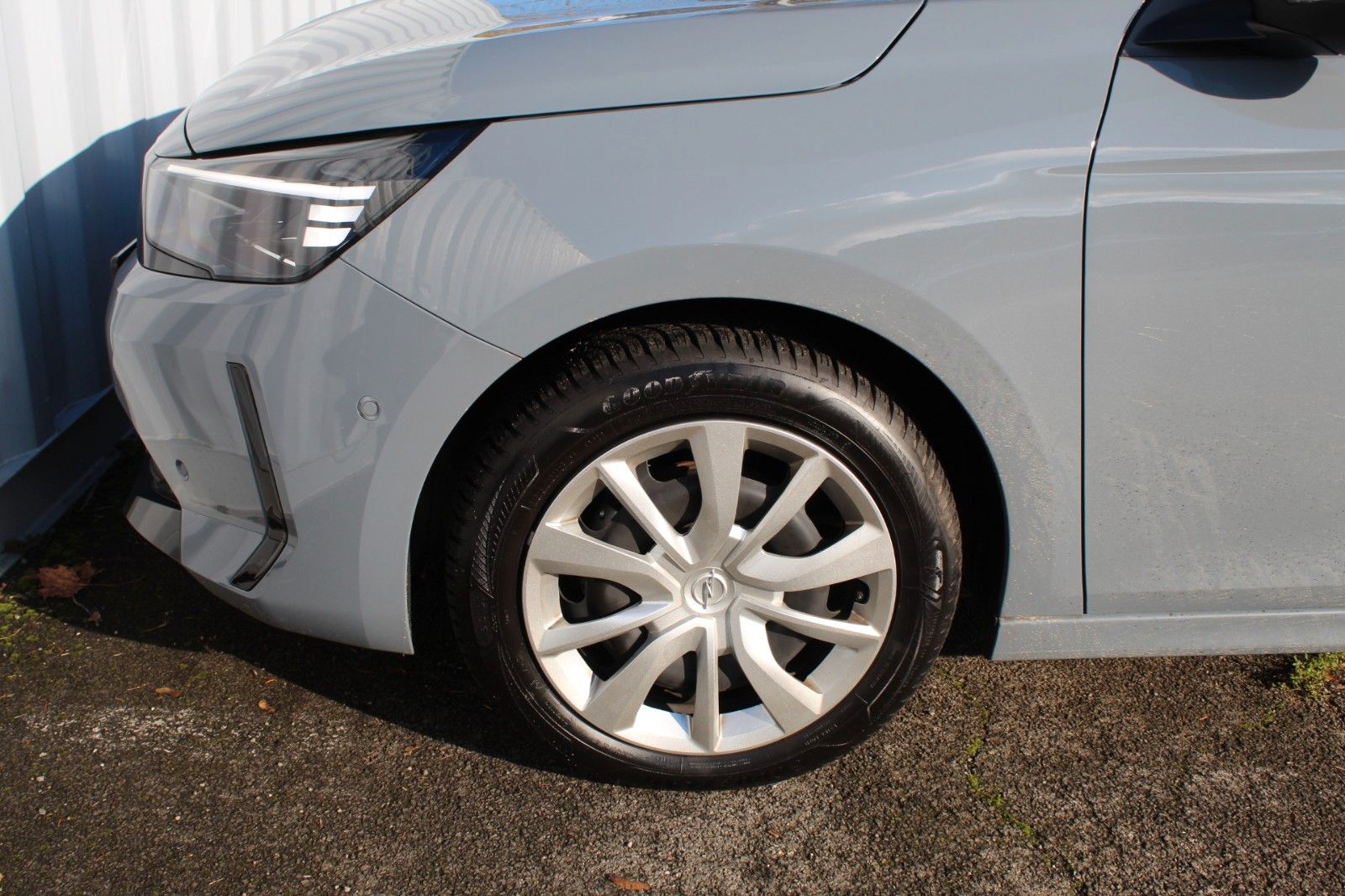 Fahrzeugabbildung Opel Corsa Edition Allw.*Sitzh.*PDC*DAB