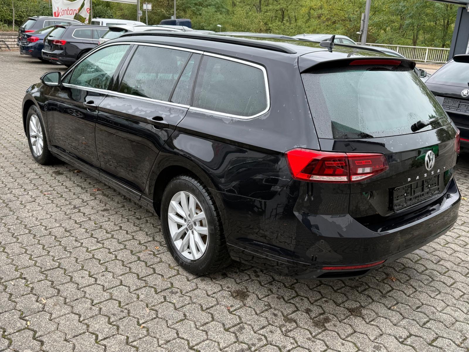 Volkswagen Passat Variant Business 1.5 TSI Automatik AHK