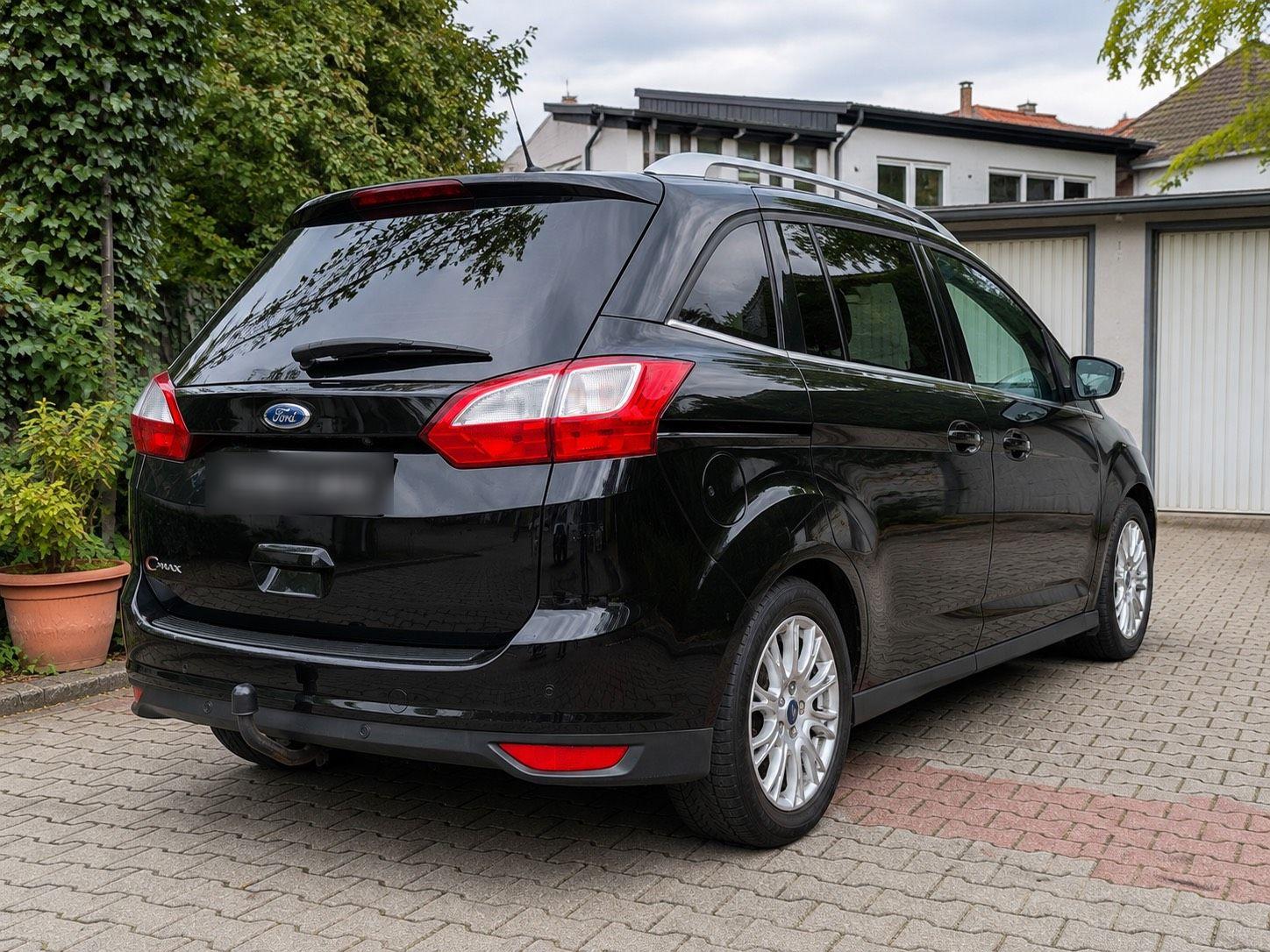 Ford Grand C-MAX 2012 — engine 150 HP (110kW)