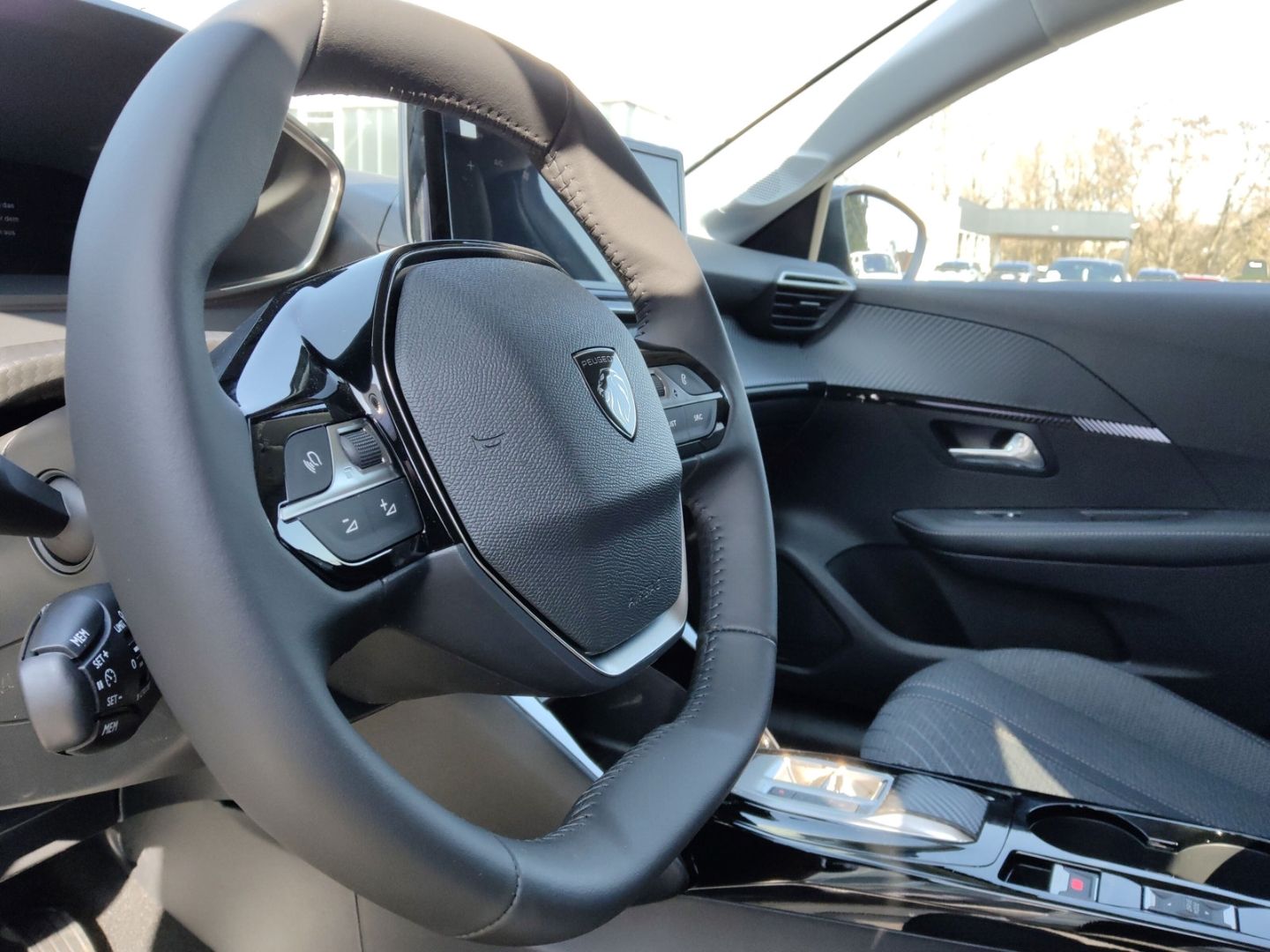 Peugeot e-208 - Bild 20