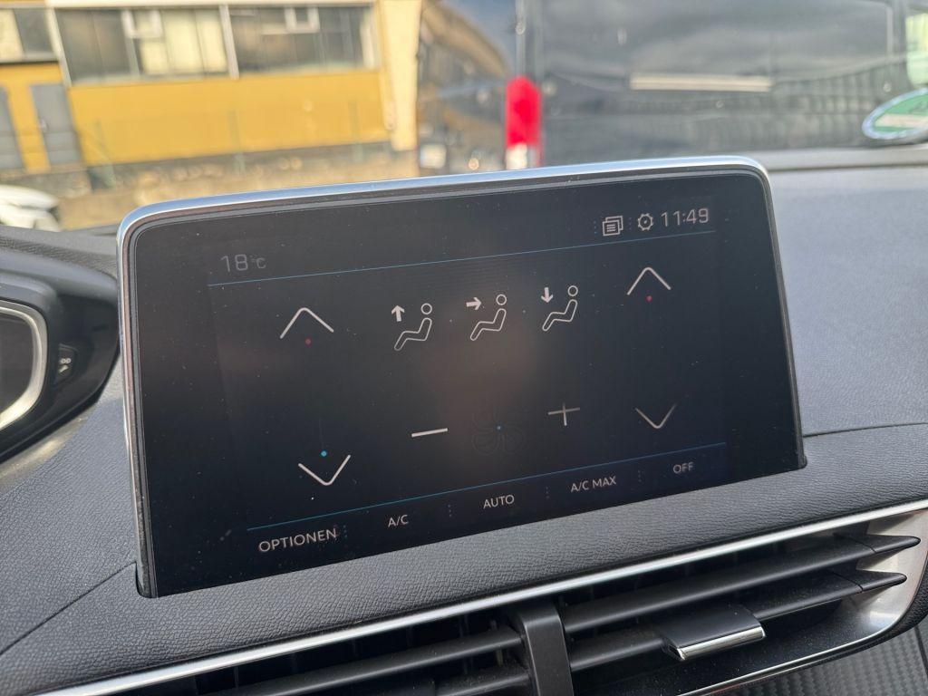 Peugeot 3008 PureTech 130 Stop & Start Crossway