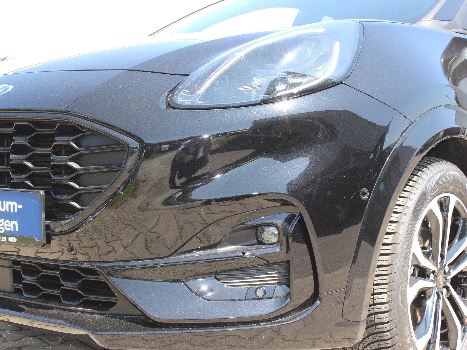 Fahrzeugabbildung Ford Puma ST-Line X 1,0 EcoBoost Mild Hybrid