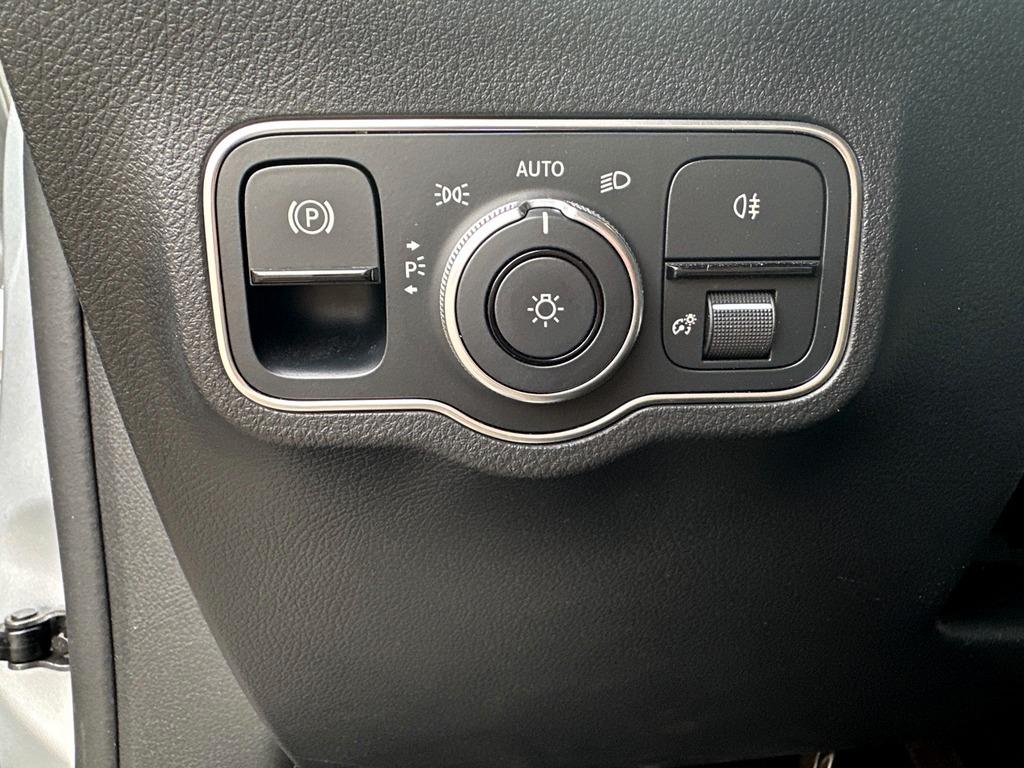 Mercedes-Benz GLA Progressive AHK Spiegel-Paket, миниатюра 9
