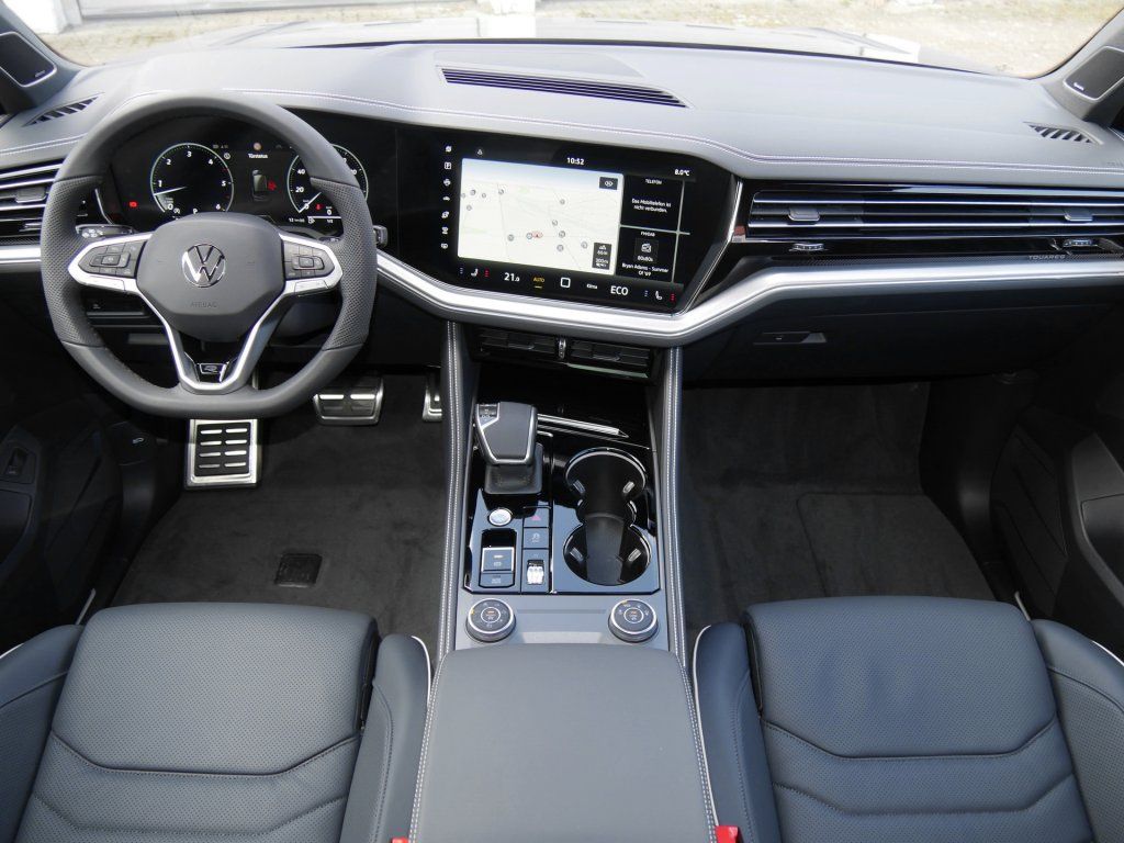 Fahrzeugabbildung Volkswagen Touareg 3.0 TDI 4Mot. R-Line AHK Kamera ACC DYNA
