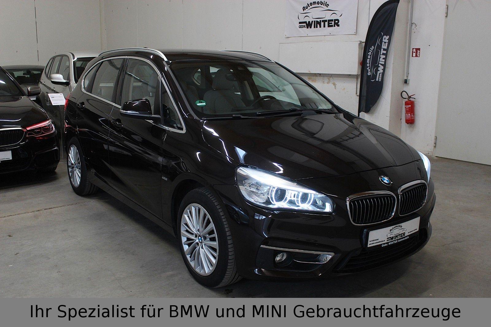 BMW 220i Active Tourer*Luxury-Line*Vollleder*Keyless