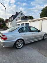 BMW e46 323i limo - BMW 323: E46 323i