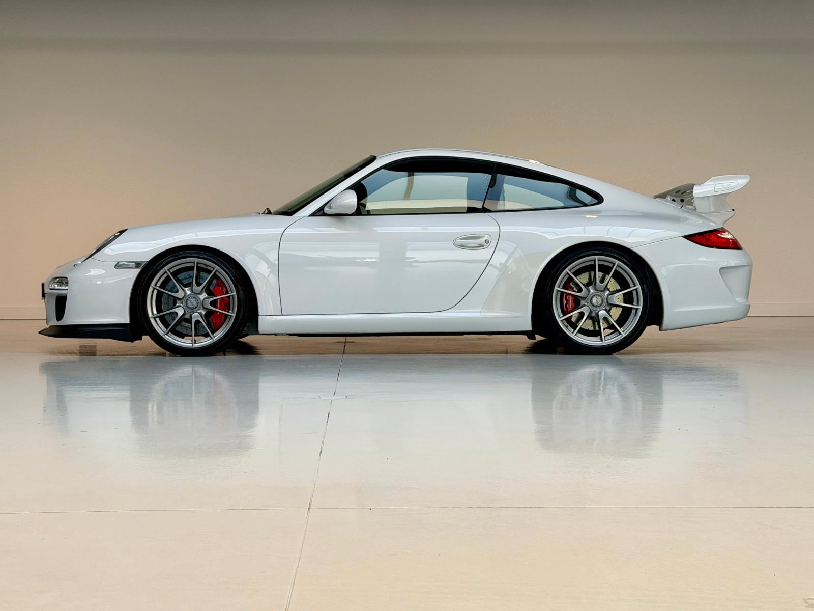 Porsche 997 GT3 3.8 C00 First Paint 19.000KM