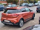 Hyundai i20 Active blue Style Navi+Kamera - Hyundai i20: mit Navigationssystem