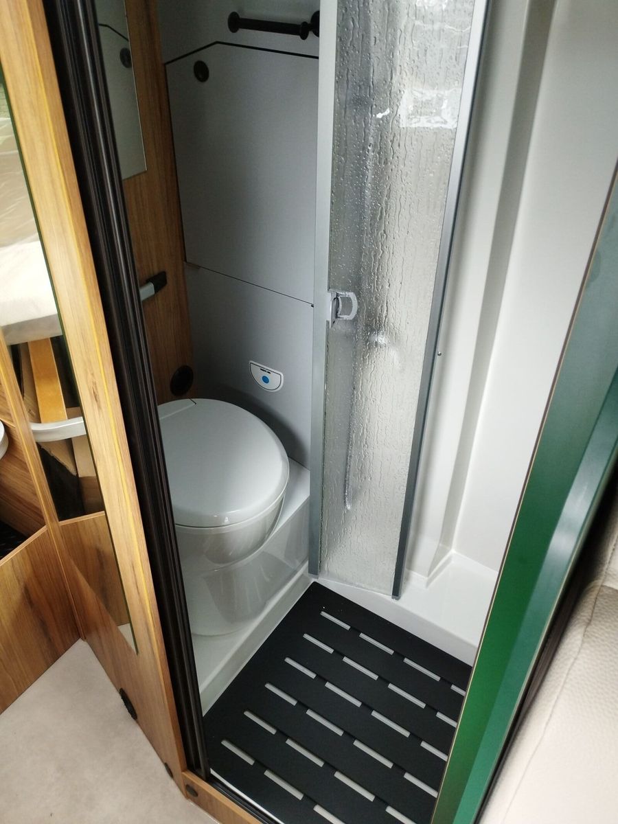 Fahrzeugabbildung Karmann Dexter 4x4 DE560AW 4x4 Paket aus Dörr-Manufaktur