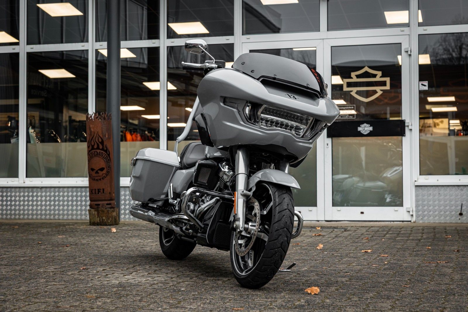 Fahrzeugabbildung Harley-Davidson ROAD GLIDE FLTRX 117cui - Screaming Eagle -
